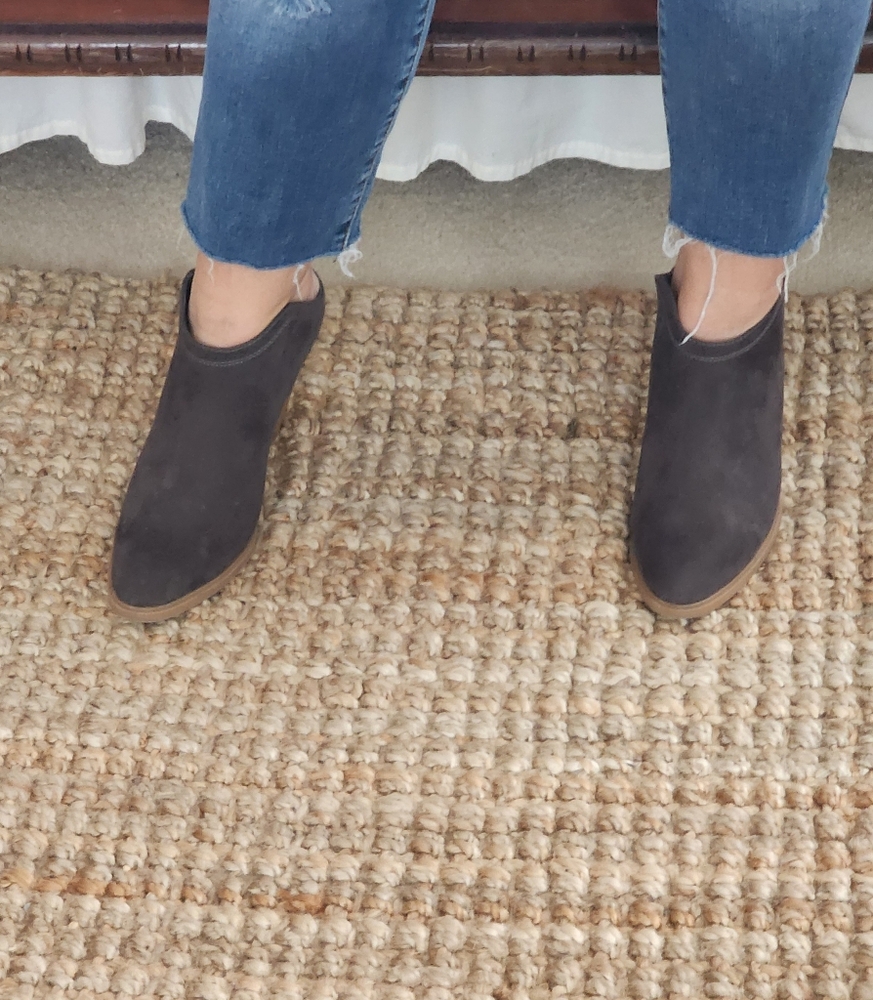 Dolce Vita Western Mules size 9